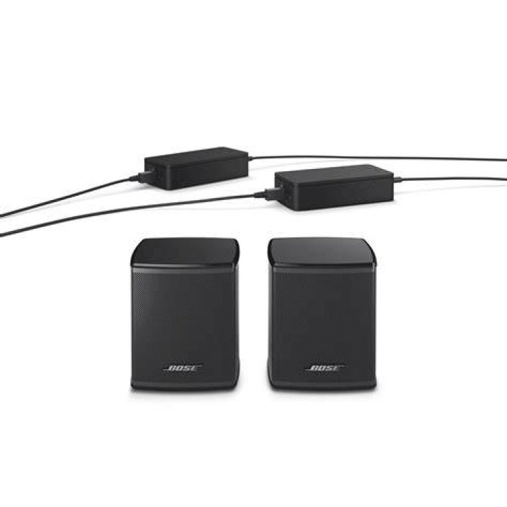 Do wireless surround speakers need power?