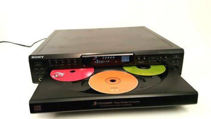 What can I do with a 5 disc CD changer?